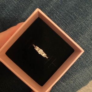 Size 7 pandora ring